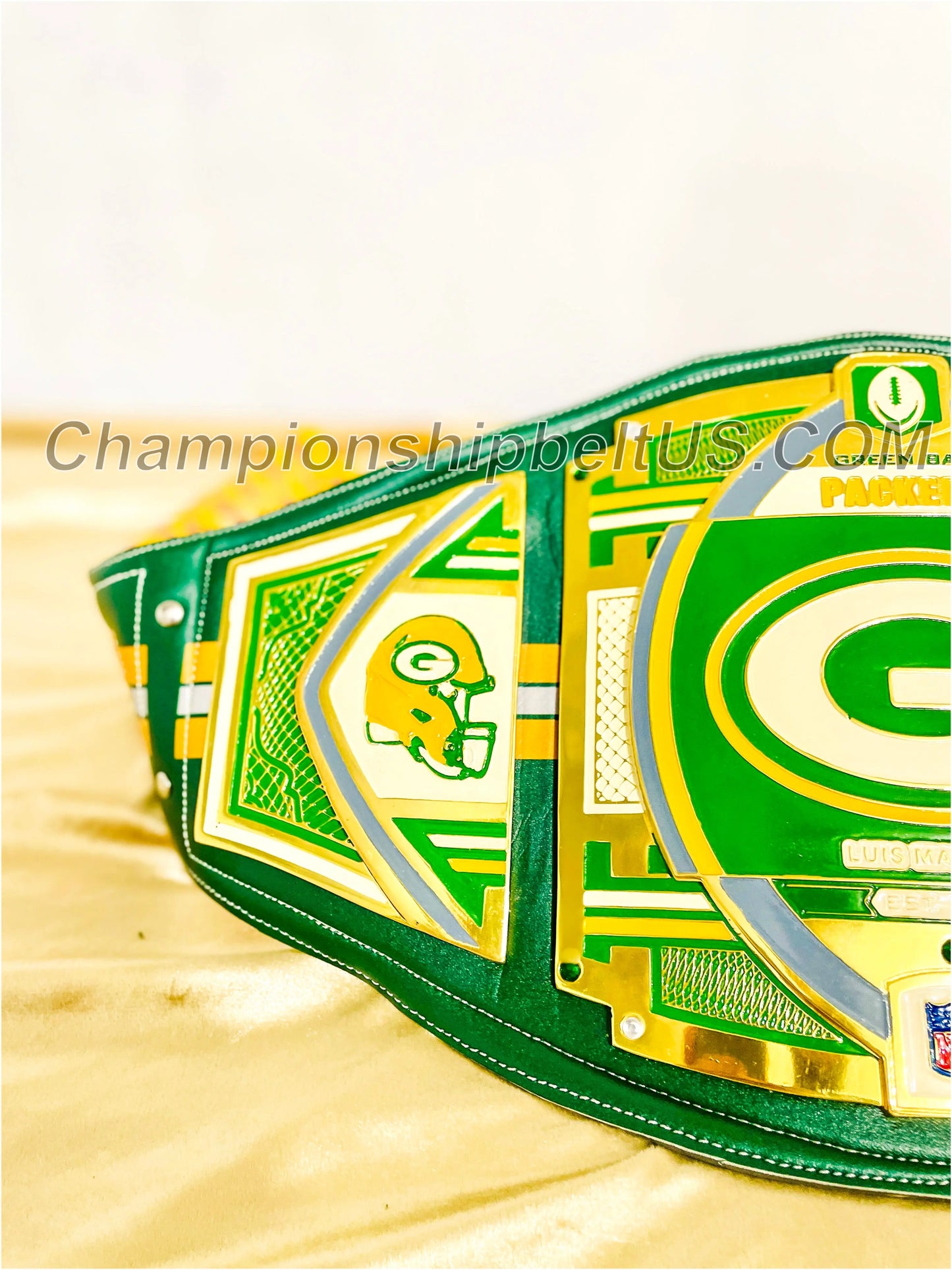 Green Bay Packers Legacy Replica