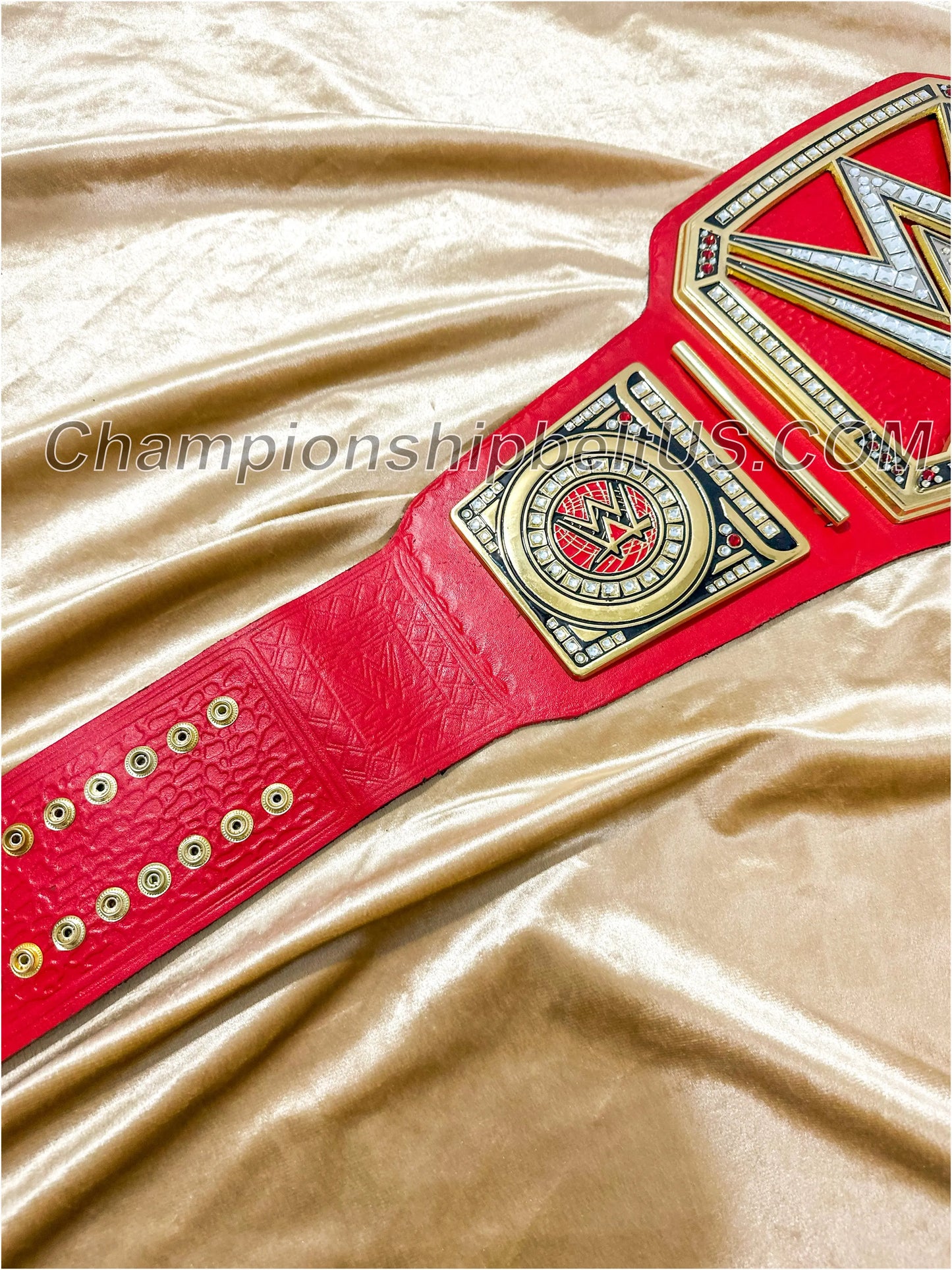 Elite Series Universal Championship Replica Title Belt