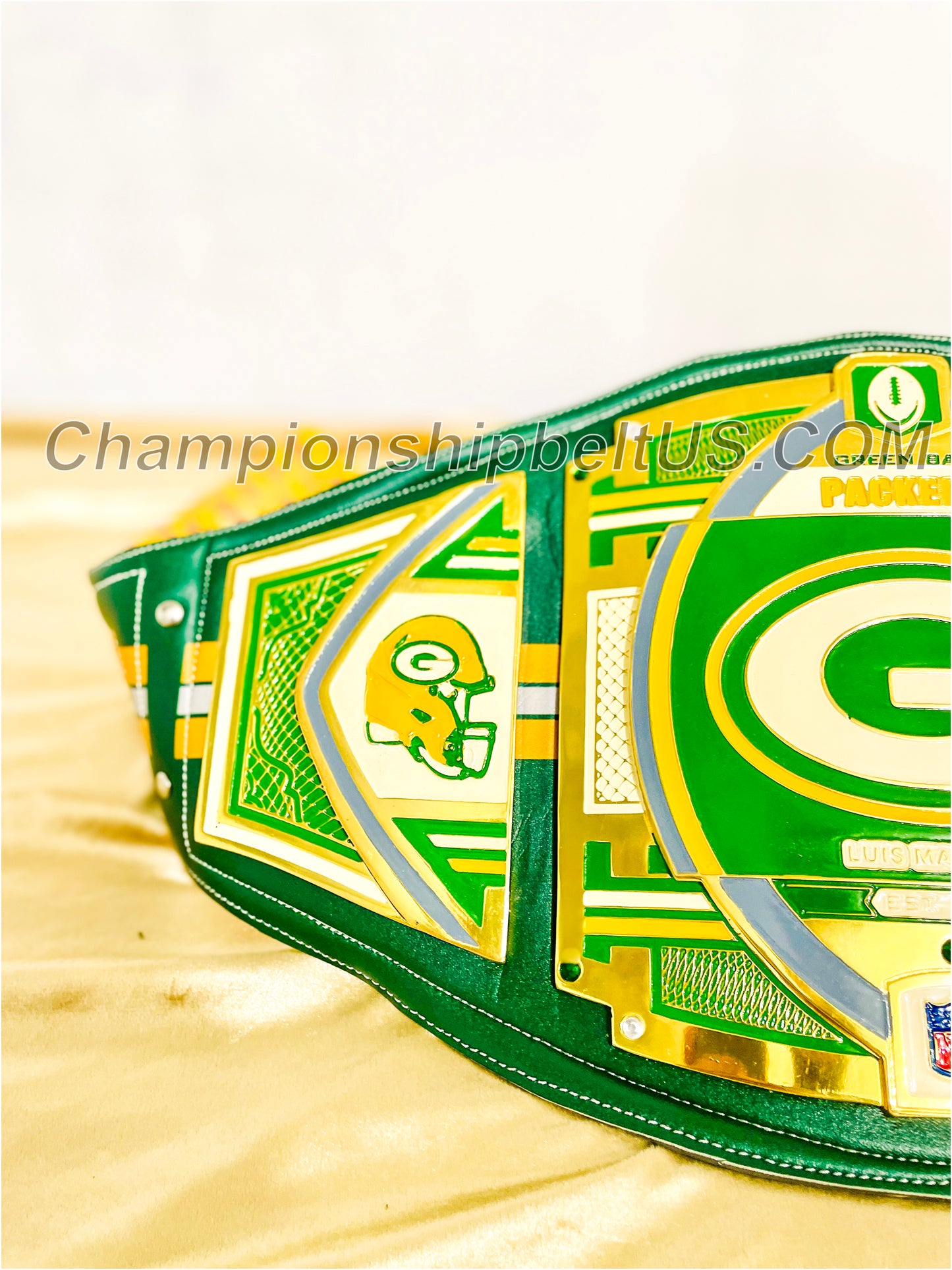 Green Bay Packers Legacy Replica Wrestling Title Belt