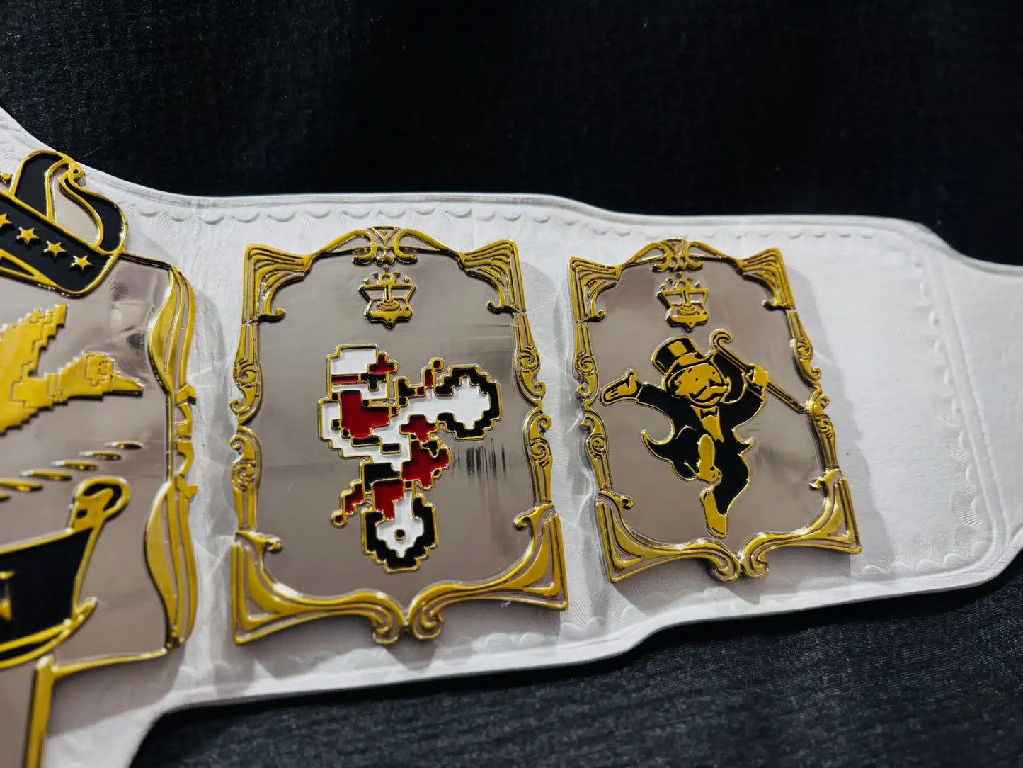 Retro Gaming Championship Belt – Customizable