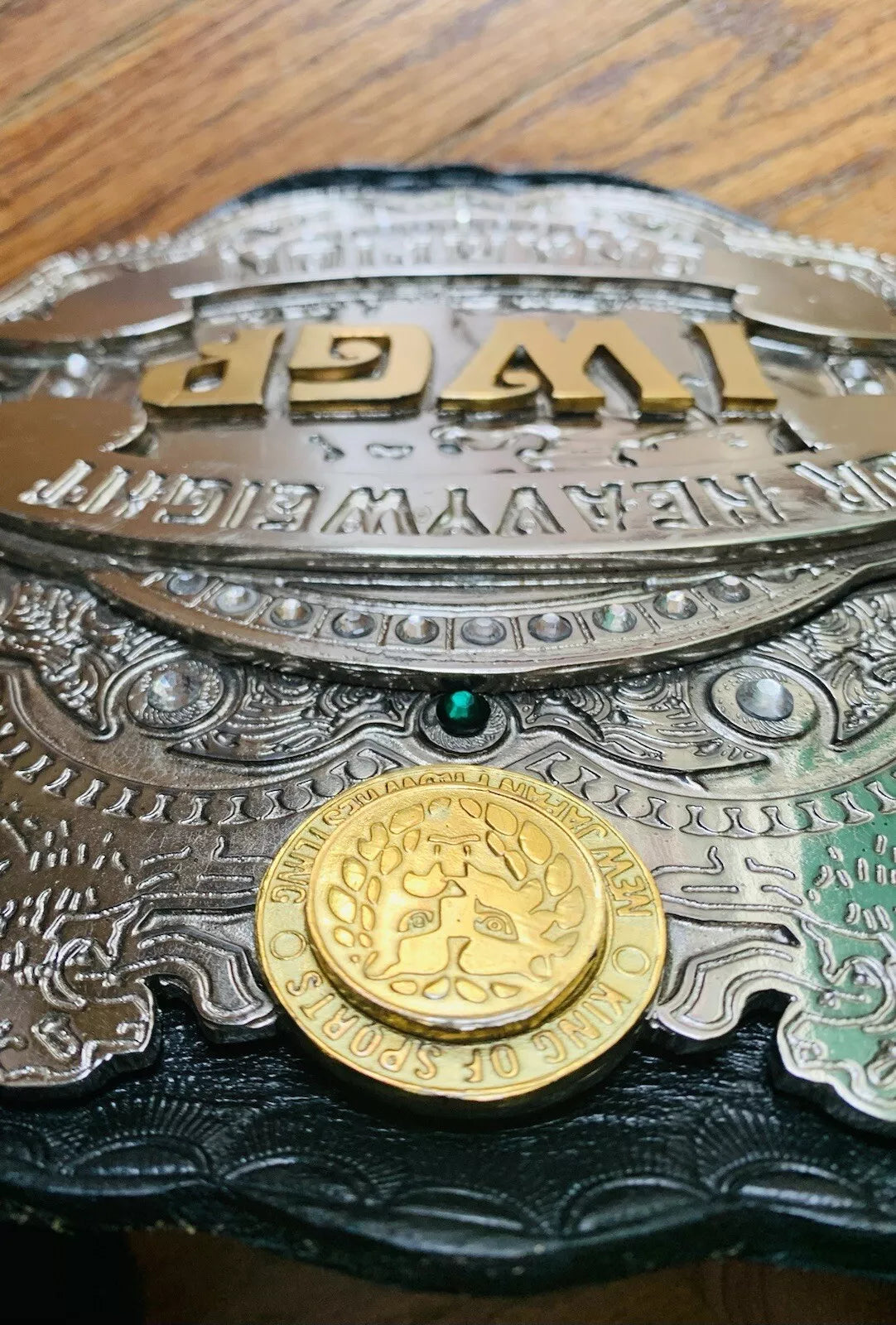 IWGP JR WORLD HEAVYWEIGHT CHAMPIONSHIP REPLICA WRESTLING BELT