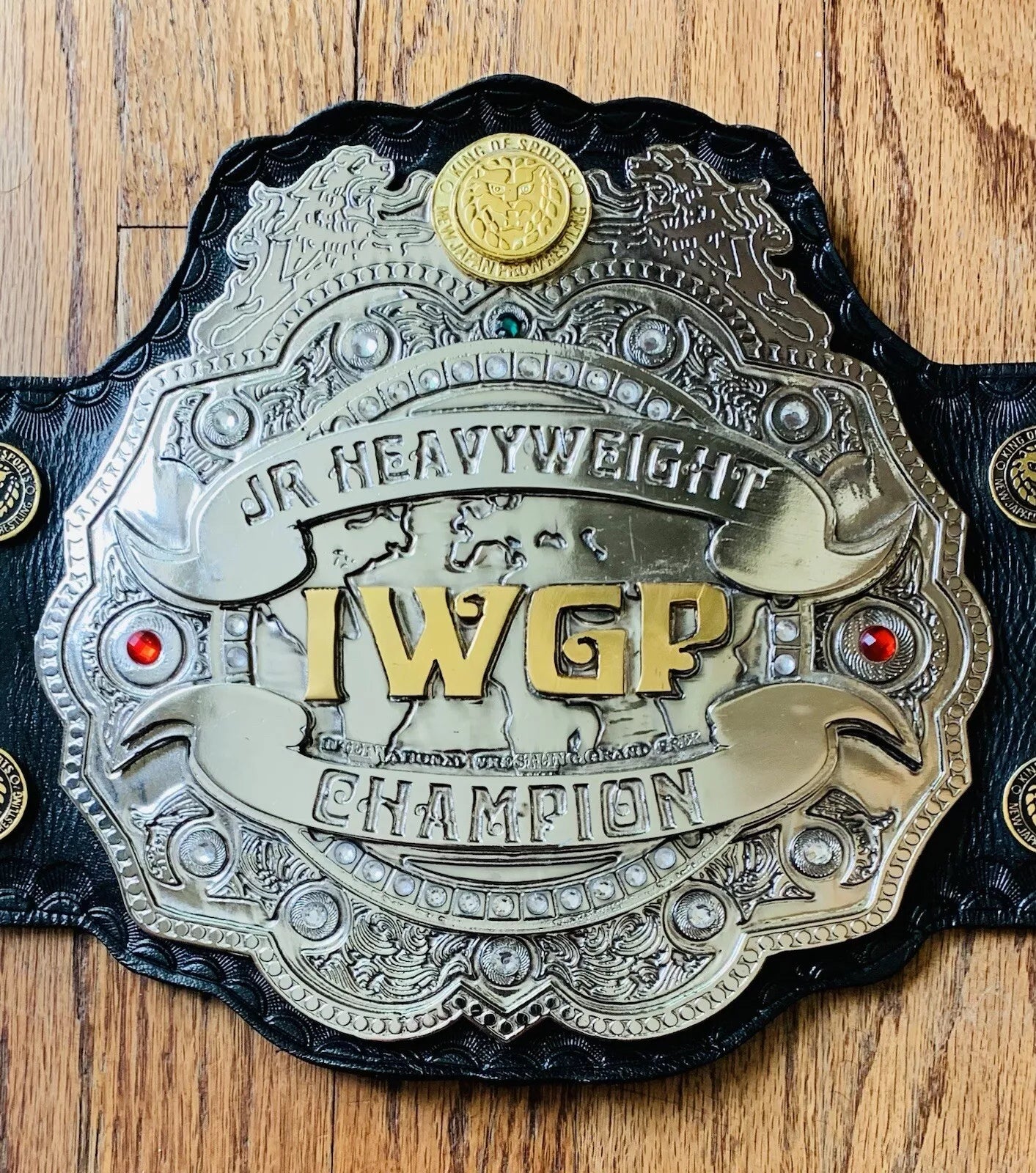 IWGP JR WORLD HEAVYWEIGHT CHAMPIONSHIP REPLICA WRESTLING BELT